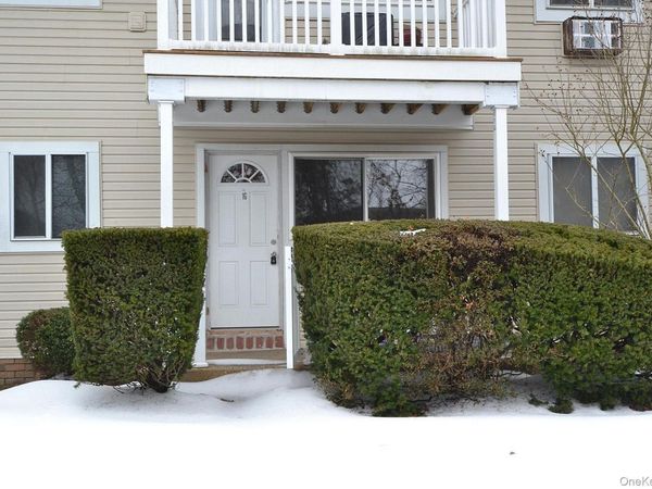 59 Adams Road, Central Islip, NY 11722