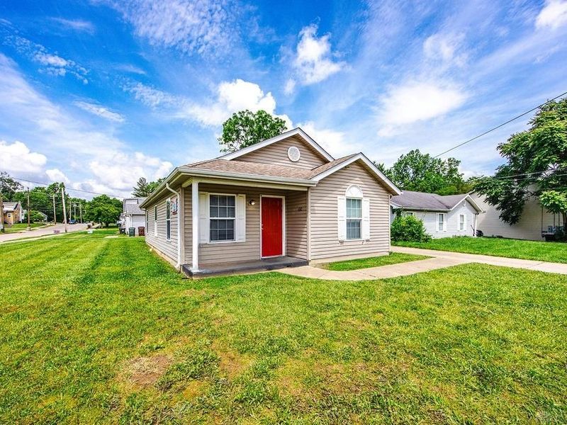 100 W Sycamore Street, Oxford, OH 45056 Photo 2