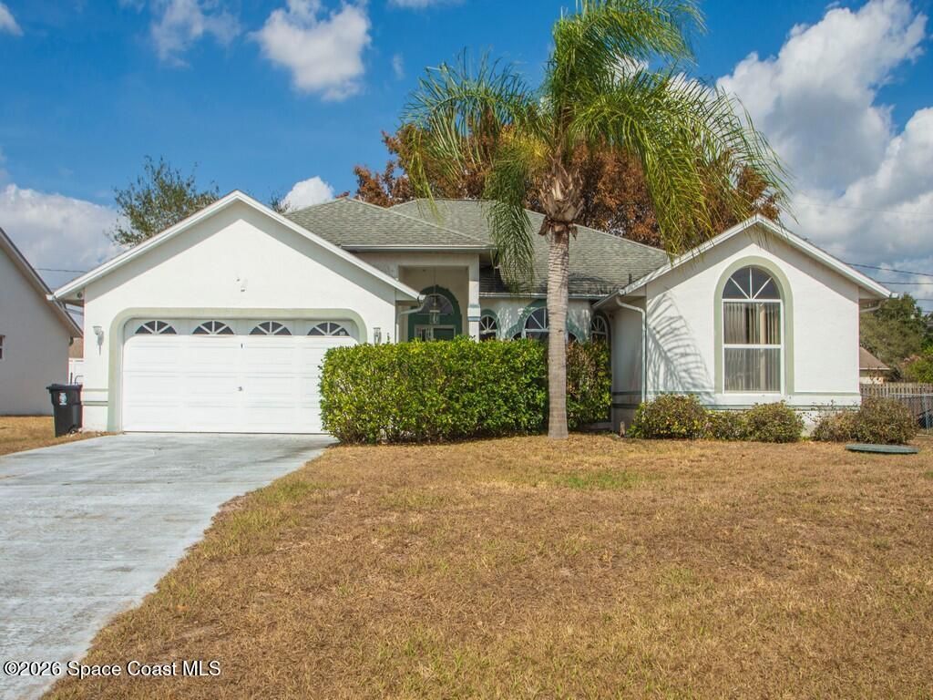5718 NW North Macedo Boulevard , Port Saint Lucie, FL 34983 Photo