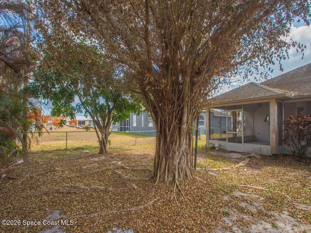 5718 NW North Macedo Boulevard , Port Saint Lucie, FL 34983 Photo