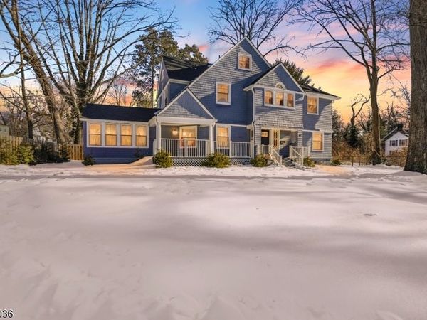 403 Lawnridge Rd, Orange, NJ 07050