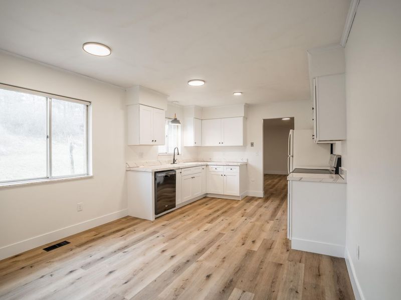 861 Kenbrook Drive, Vandalia, OH 45377 Photo 14