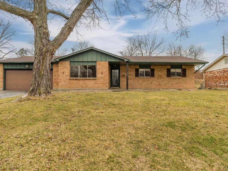 861 Kenbrook Drive, Vandalia, OH 45377 Photo 2