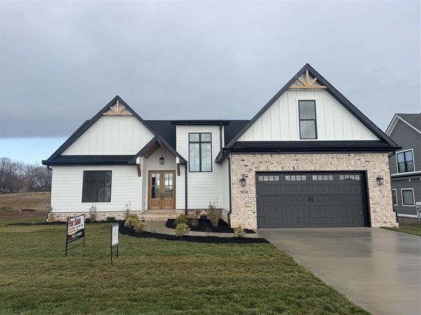 1032 Paddlers Way , Alvaton, KY 42122