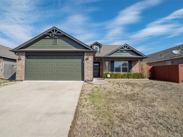 14613 E 112th Place N, Owasso, OK 74055