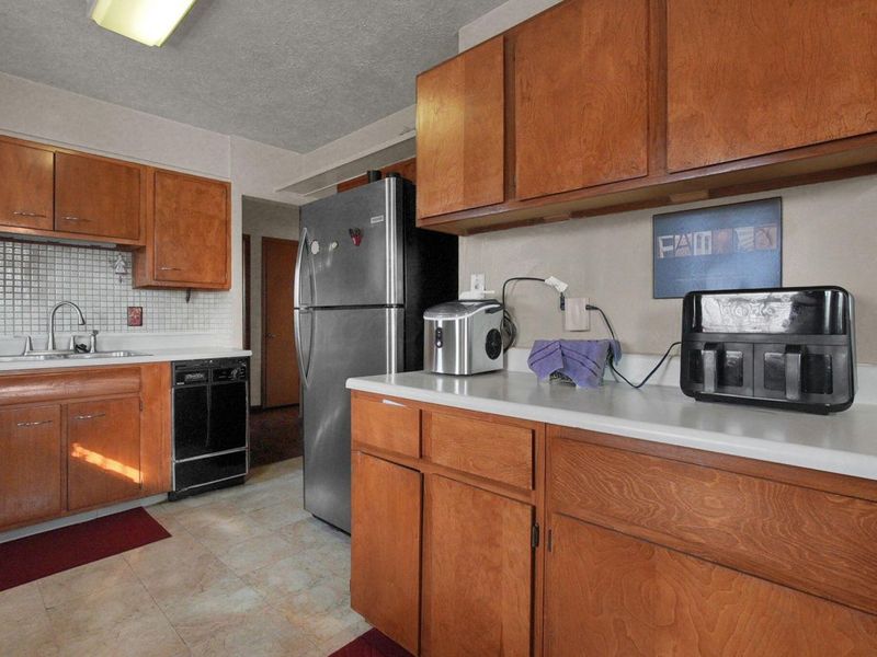 3285 Scottwood Road, Columbus, OH 43227 Photo 18