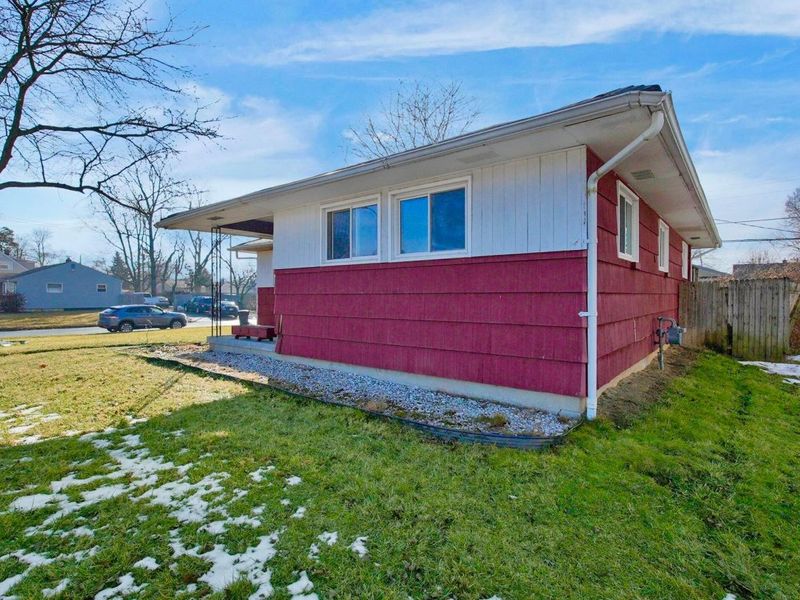 3285 Scottwood Road, Columbus, OH 43227 Photo 3