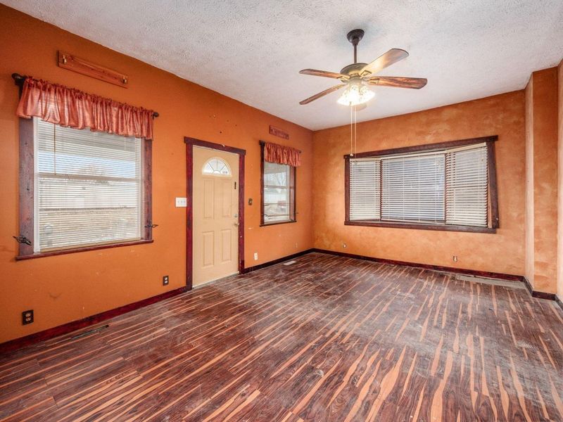 23 E Oak Street, Canal Winchester, OH 43110 Photo 10