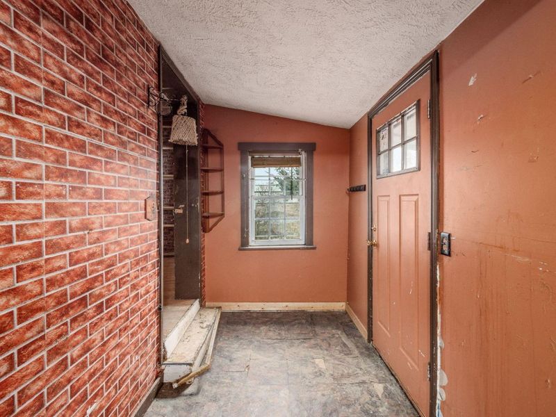 23 E Oak Street, Canal Winchester, OH 43110 Photo 18