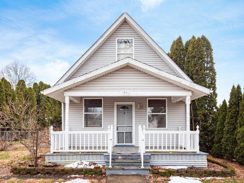 23 E Oak Street, Canal Winchester, OH 43110 Photo 5