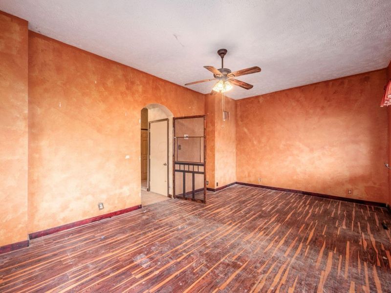 23 E Oak Street, Canal Winchester, OH 43110 Photo 8