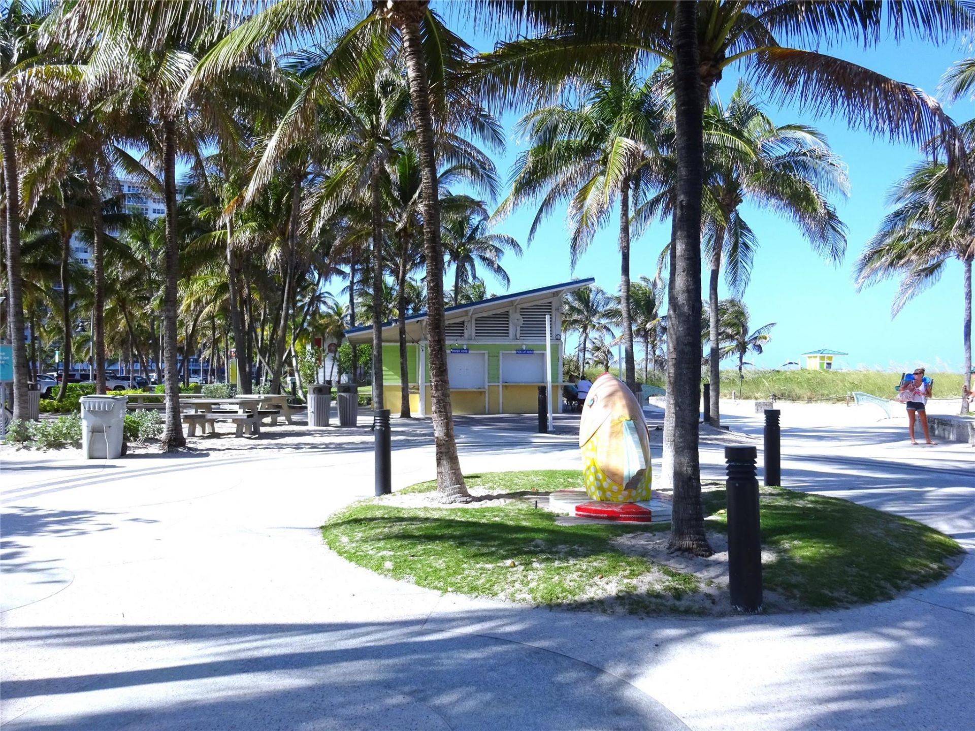 8 Briny Avenue, Unit 105, Pompano Beach, FL 33062 Photo