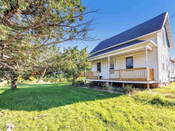 N7308 STATE ROAD 76, New London, WI 54961