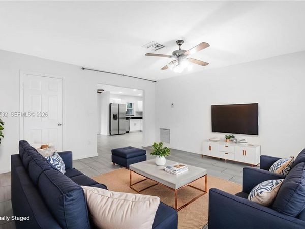 3430 N 65th Ave, Hollywood, FL 33024