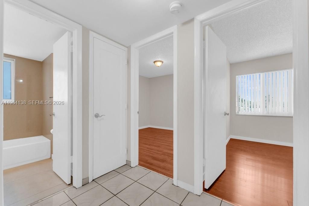 1800 NW 119th St, Unit 121, Miami, FL 33167 Photo