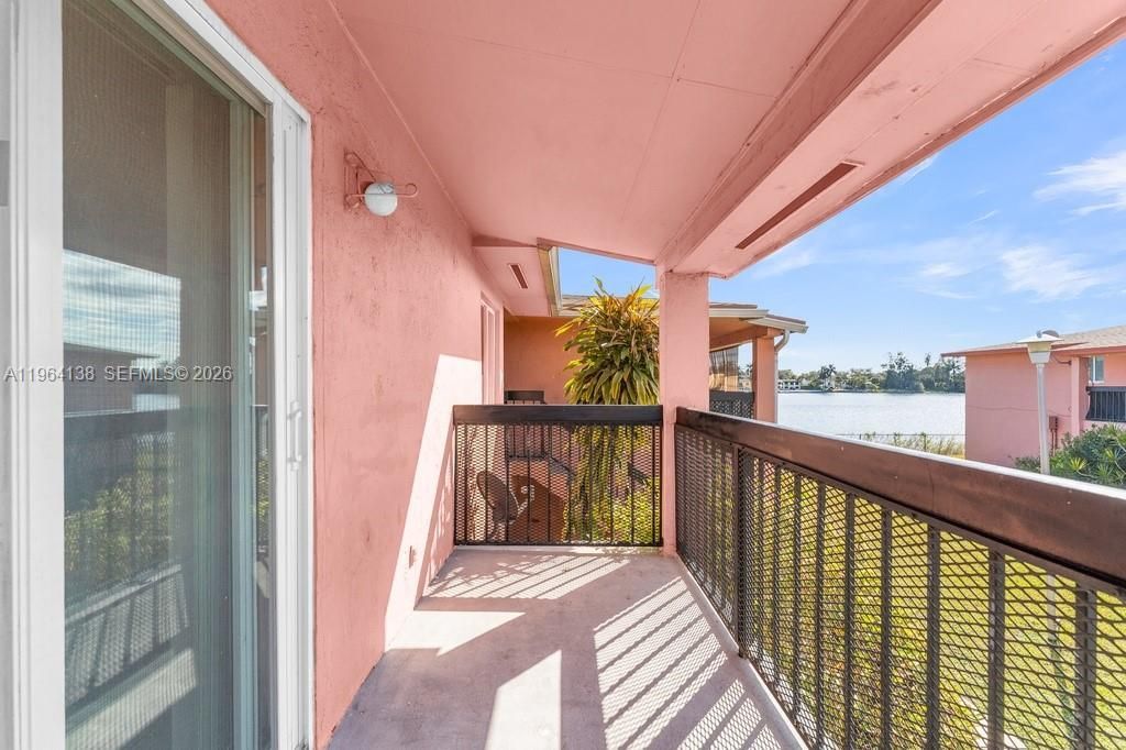 1800 NW 119th St, Unit 121, Miami, FL 33167 Photo