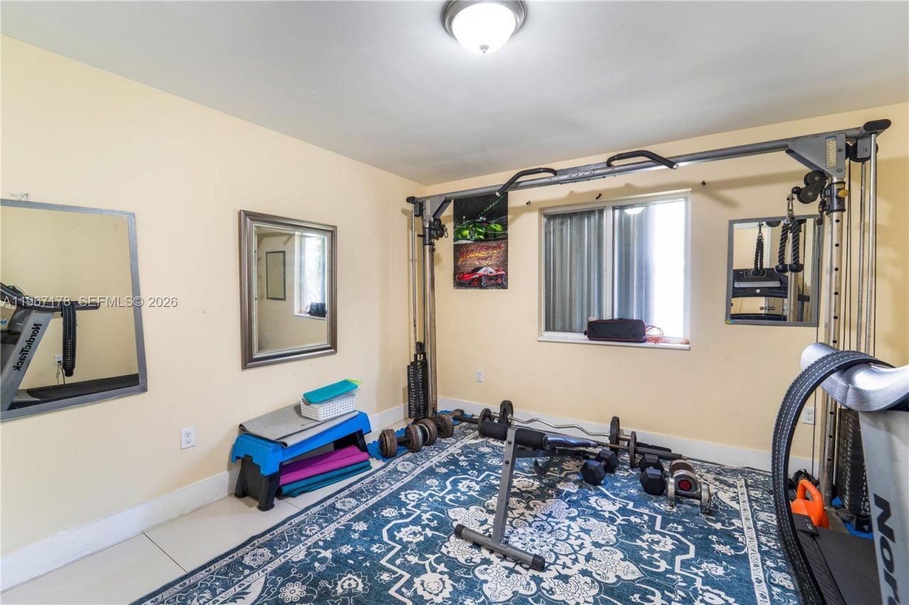 1371 NW 59th St , Miami, FL 33142 Photo