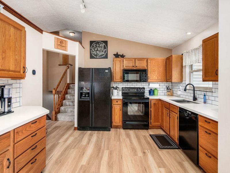 1449 Cinnamon Drive, Marysville, OH 43040 Photo 13