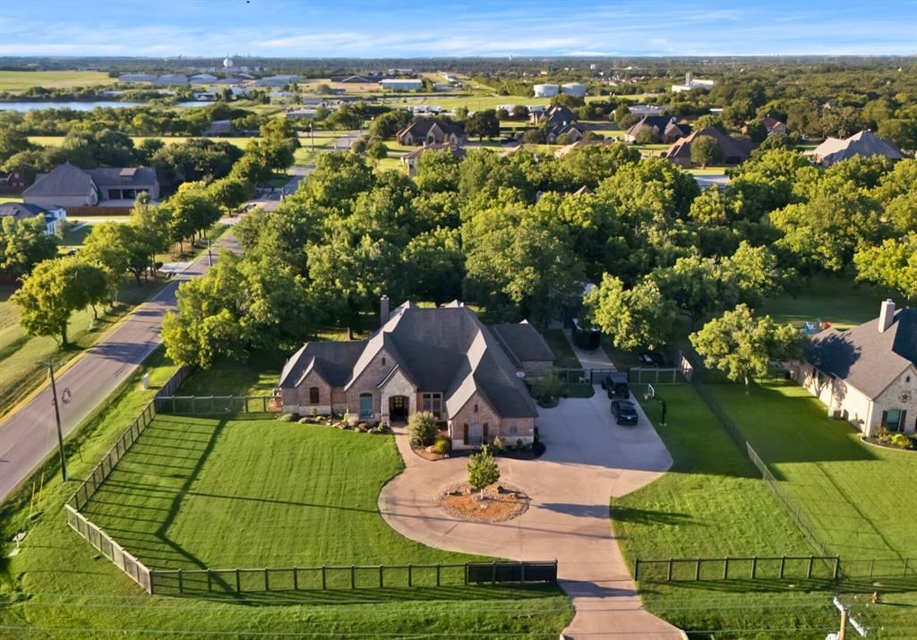 1501 Burleson Retta Road, Burleson, TX 76028 Main Photo