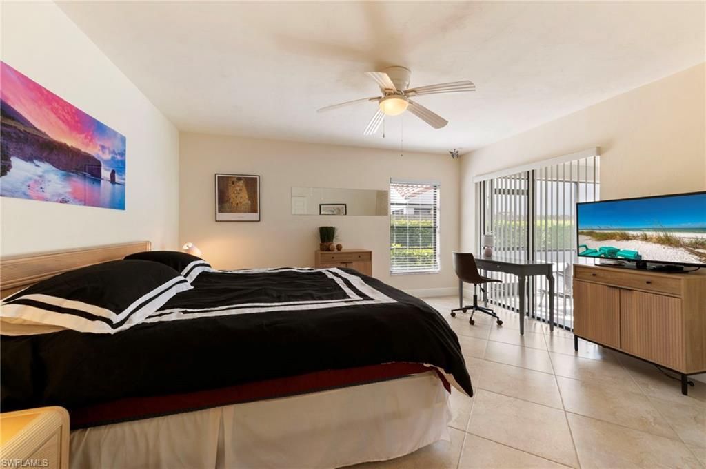 515 Beachwalk Cir, Naples, FL 34108 Photo