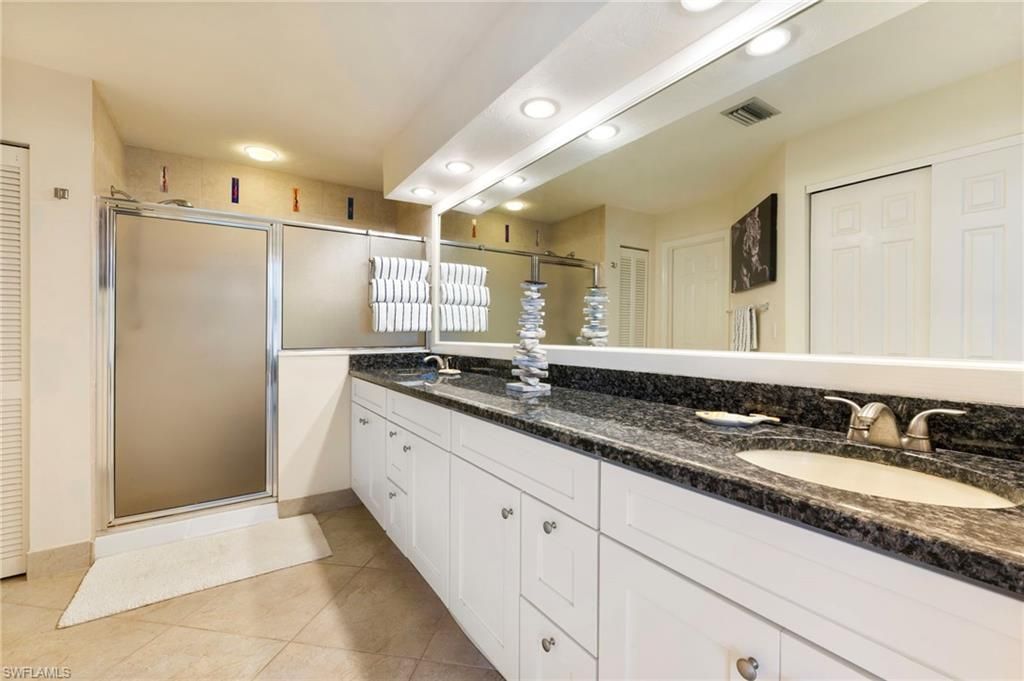515 Beachwalk Cir, Naples, FL 34108 Photo