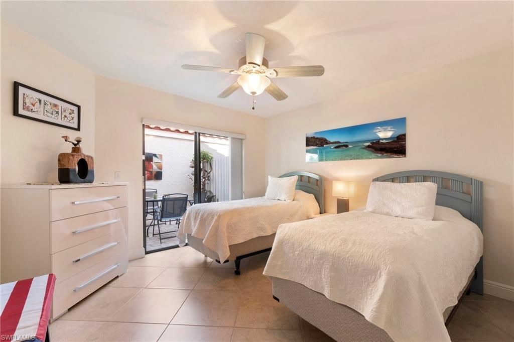 515 Beachwalk Cir, Naples, FL 34108 Photo