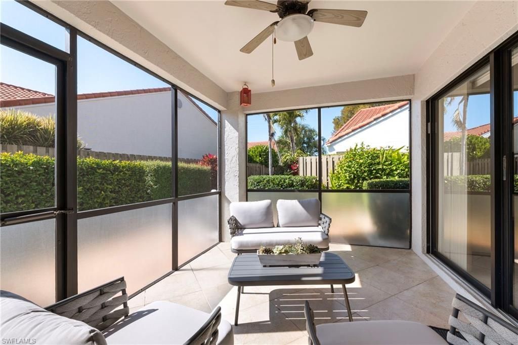 515 Beachwalk Cir, Naples, FL 34108 Photo
