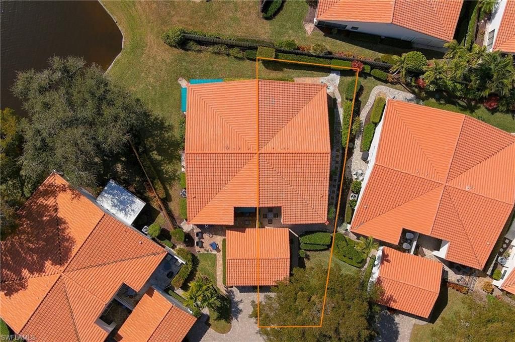 515 Beachwalk Cir, Naples, FL 34108 Photo