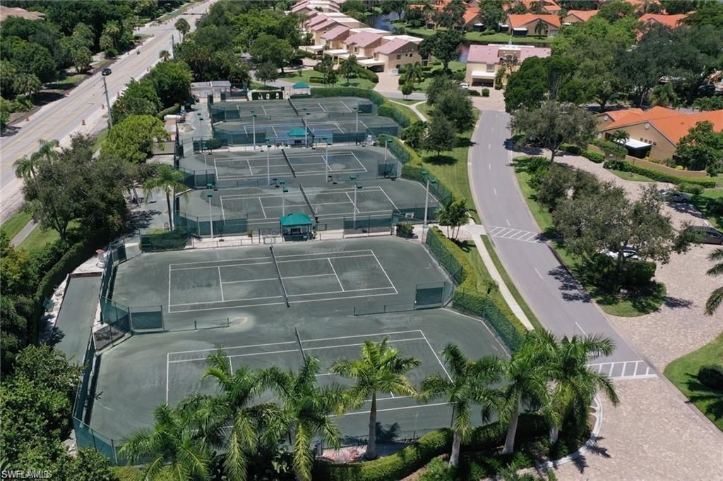 515 Beachwalk Cir, Naples, FL 34108 Photo
