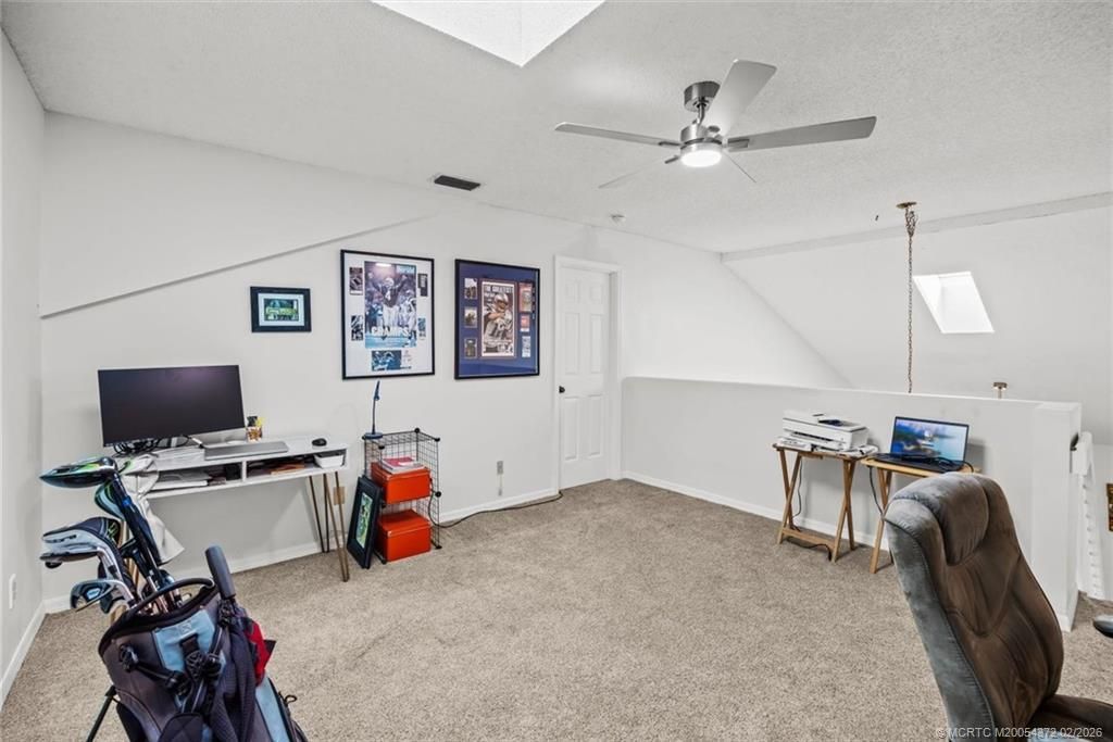 933 NE Sandalwood Place, Jensen Beach, FL 34957 Photo