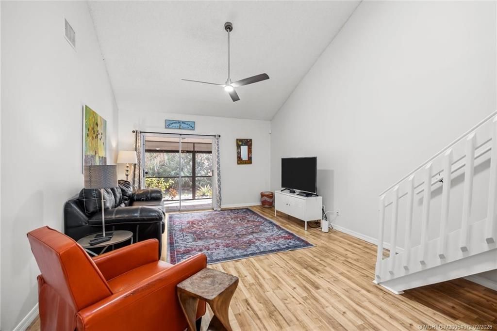 933 NE Sandalwood Place, Jensen Beach, FL 34957 Photo