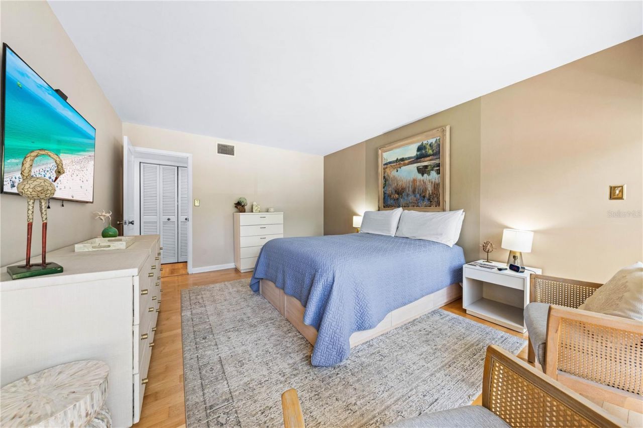 450 Beach Road, Unit 3, Sarasota, FL 34242 Photo