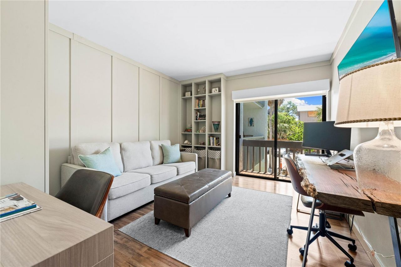 450 Beach Road, Unit 3, Sarasota, FL 34242 Photo