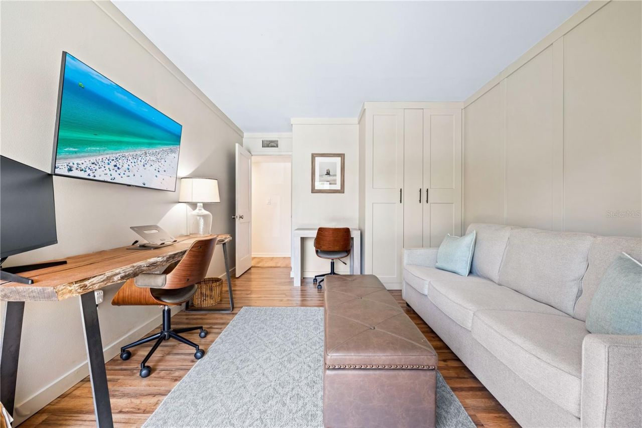 450 Beach Road, Unit 3, Sarasota, FL 34242 Photo