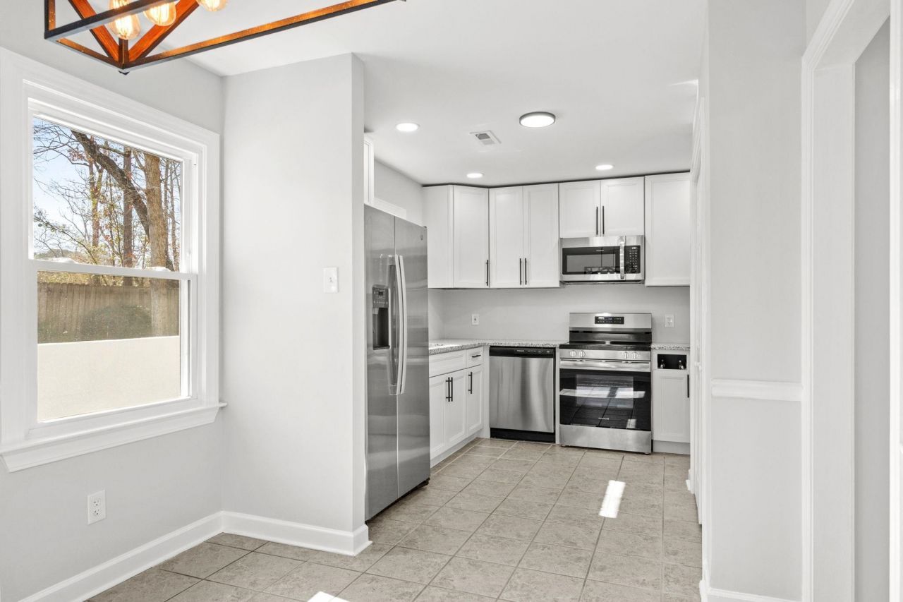 1067 Hickory Trail Photo 13