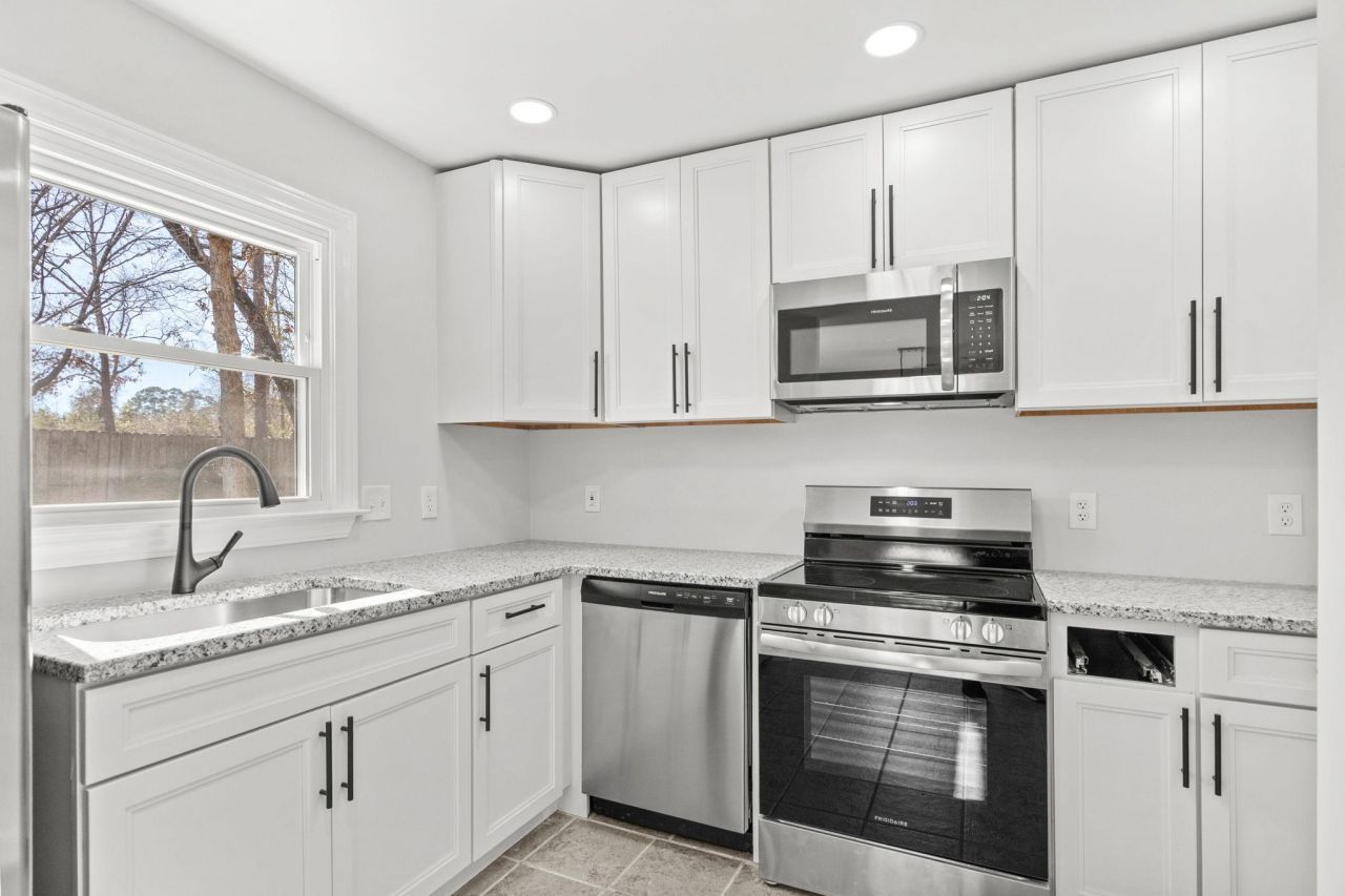 1067 Hickory Trail Photo 15