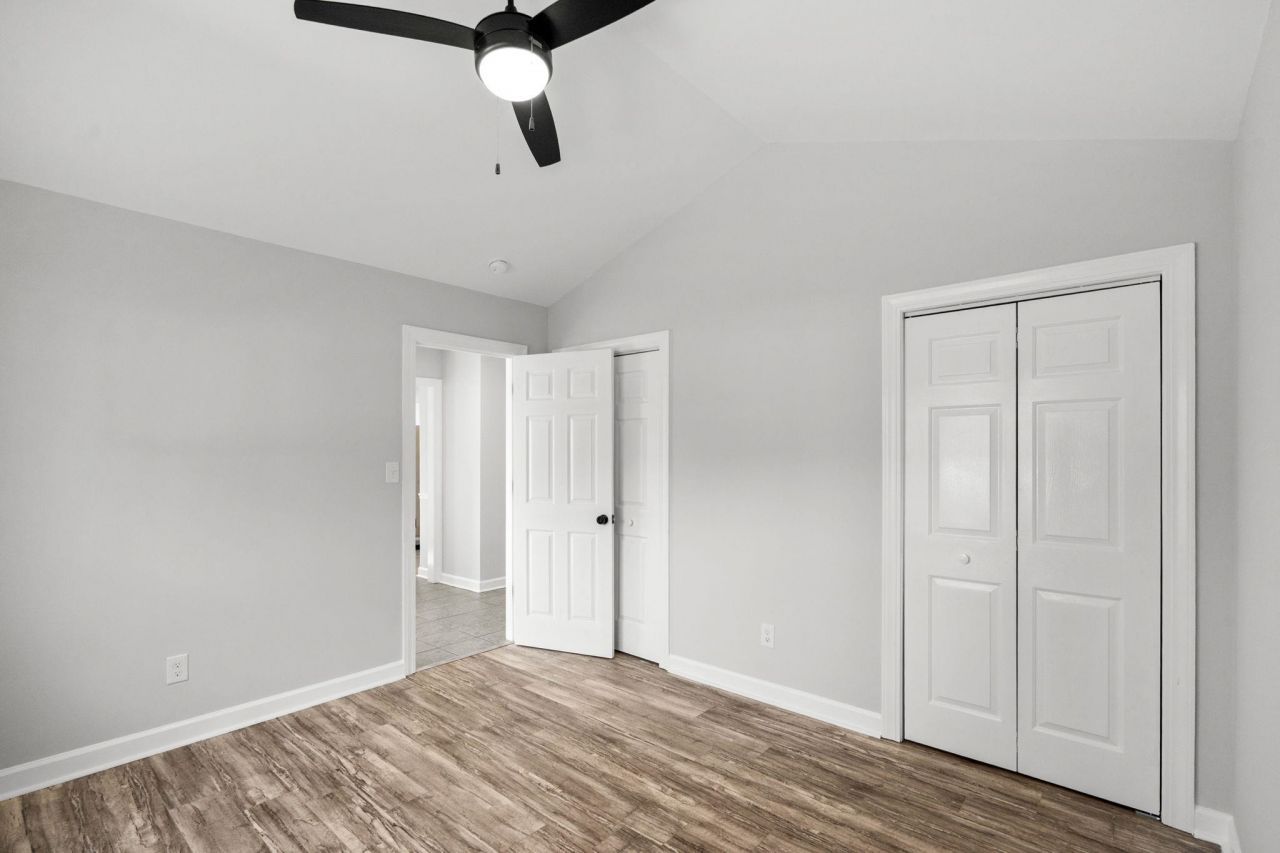 1067 Hickory Trail Photo 25