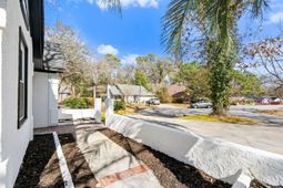 1067 Hickory Trail photo 4