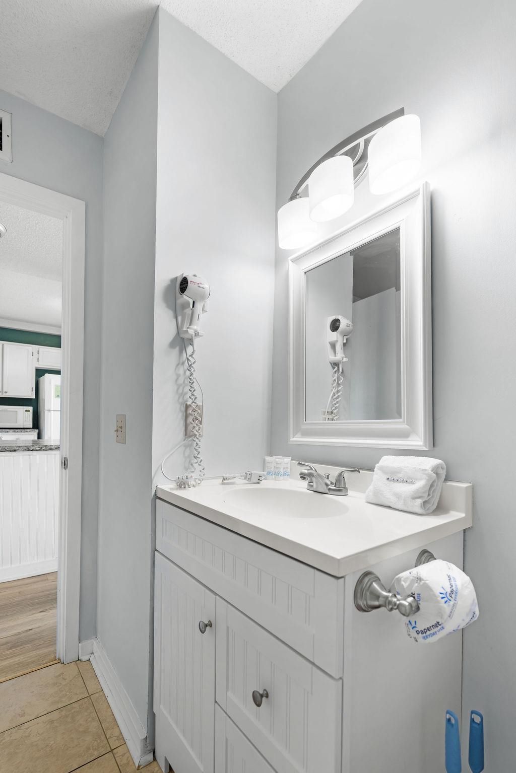 5905 South Kings Hwy.  Photo 18