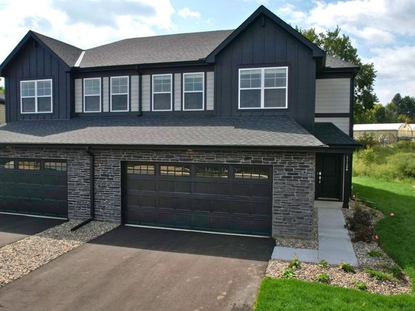 11124 203rd Street W, Lakeville, MN 55044