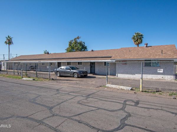 2242 E TAYLOR Street, Phoenix, AZ 85006