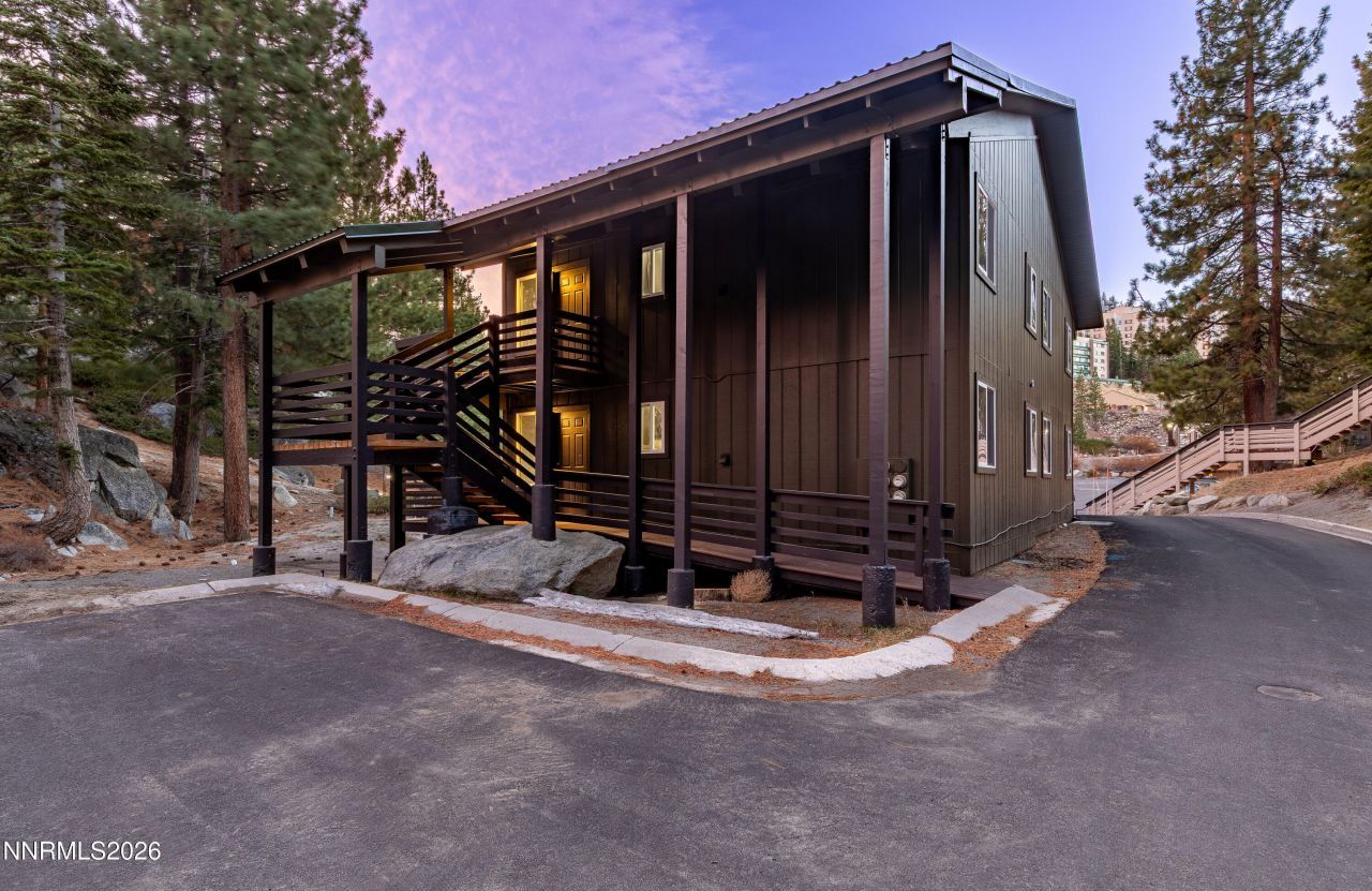 307 Galaxy Lane, Unit C, Stateline, NV 89449 Photo