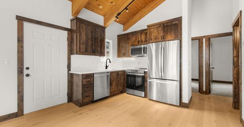 307 Galaxy Lane, Unit C, Stateline, NV 89449 Photo