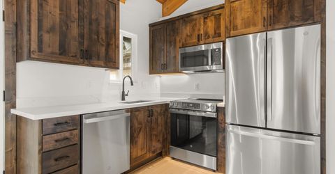 307 Galaxy Lane, Unit C, Stateline, NV 89449 Photo