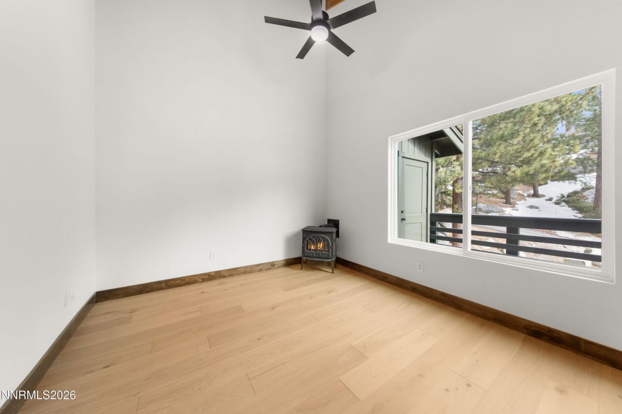 307 Galaxy Lane, Unit C, Stateline, NV 89449 Photo