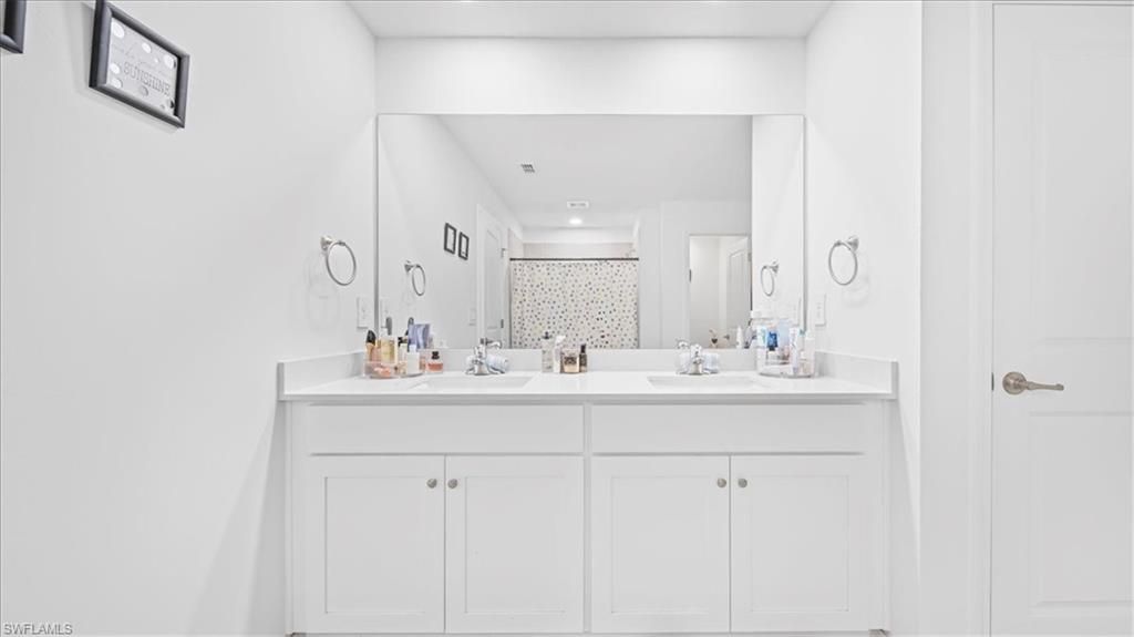 2905 50th St Sw, Lehigh Acres, FL 33976 Photo