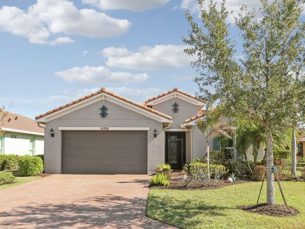 10288 SW Yellowwood Avenue, Port St. Lucie, FL 34987