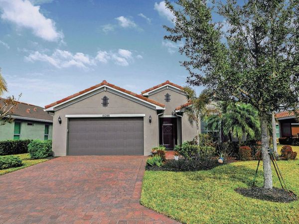 10288 SW Yellowwood Avenue, Port St. Lucie, FL 34987
