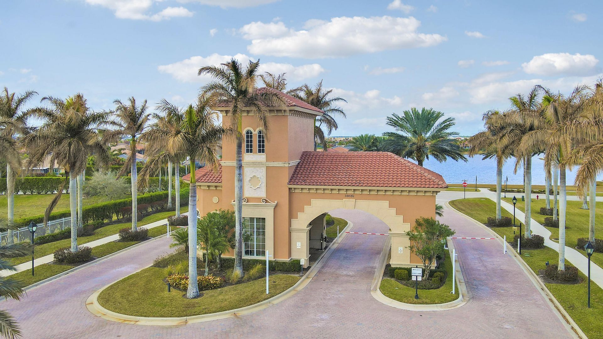 10288 SW Yellowwood Avenue, Port Saint Lucie, FL 34987 Photo