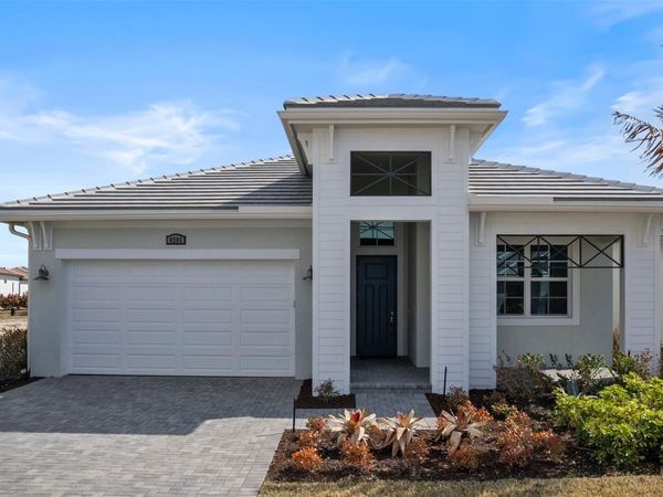 8285 SW Valsovano Way, Port St. Lucie, FL 34987